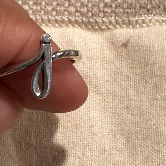 James Avery Silver Ribbon Ring - Picture 1 of 2